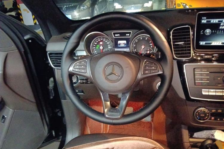 Used Mercedes-Benz GLE 2015 GLE 320 4MATIC Steering Wheel