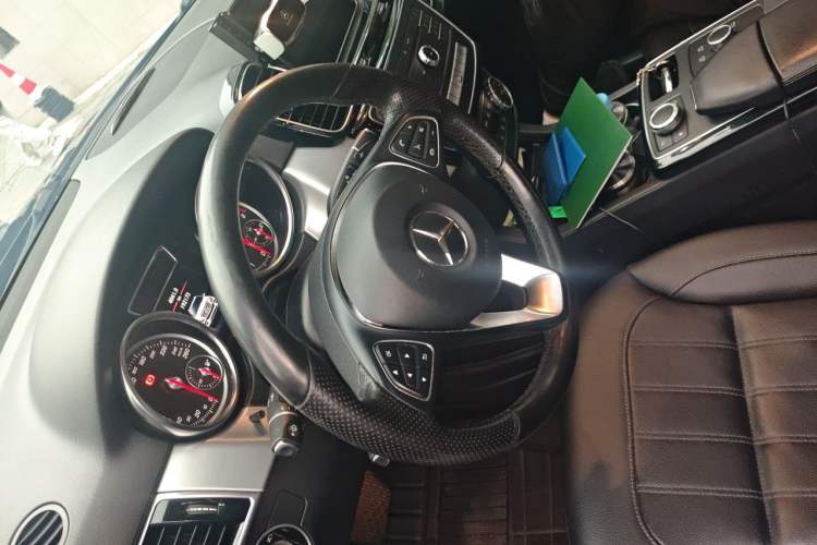Used Mercedes-Benz GLE 2015 GLE 320 4MATIC Steering Wheel