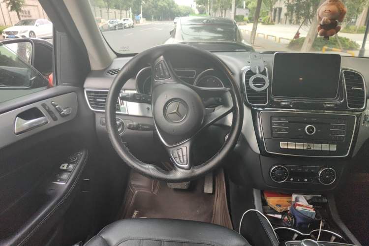 Used Mercedes-Benz GLE 2015 GLE 320 4MATIC Steering Wheel