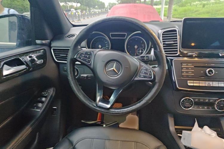 Used Mercedes-Benz GLE 2015 GLE 350 d 4MATIC Steering Wheel