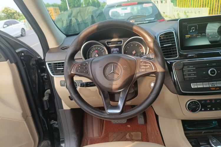 Used Mercedes-Benz GLE 2015 GLE 400 4MATIC Steering Wheel
