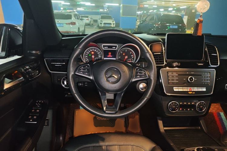 Used Mercedes-Benz GLE  Steering Wheel