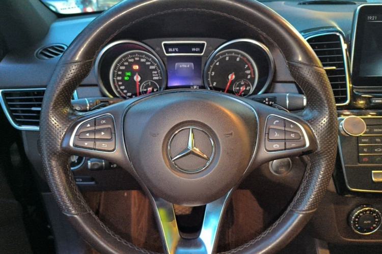 Used Mercedes-Benz GLE 2015 GLE 400 4MATIC Steering Wheel