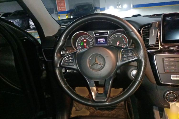 Used Mercedes-Benz GLE 2015 GLE 400 4MATIC Steering Wheel