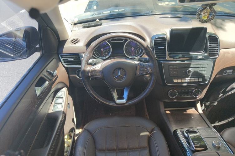 Used Mercedes-Benz GLE 2015 GLE 400 4MATIC Steering Wheel