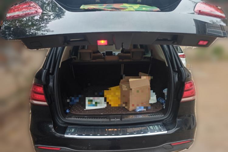 Used Mercedes-Benz GLE 2015 GLE 400 4MATIC Trunk