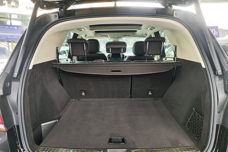 Used Mercedes-Benz GLE 2015 GLE 320 4MATIC Trunk