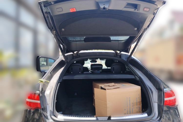 Used Mercedes-Benz GLE 2015 GLE 400 4MATIC Trunk