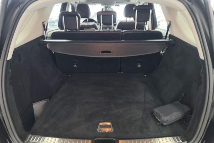 Used Mercedes-Benz GLE 2015 GLE 320 4MATIC Trunk