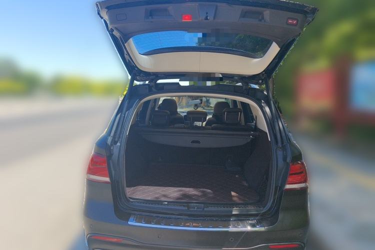 Used Mercedes-Benz GLE 2015 GLE 400 4MATIC Trunk