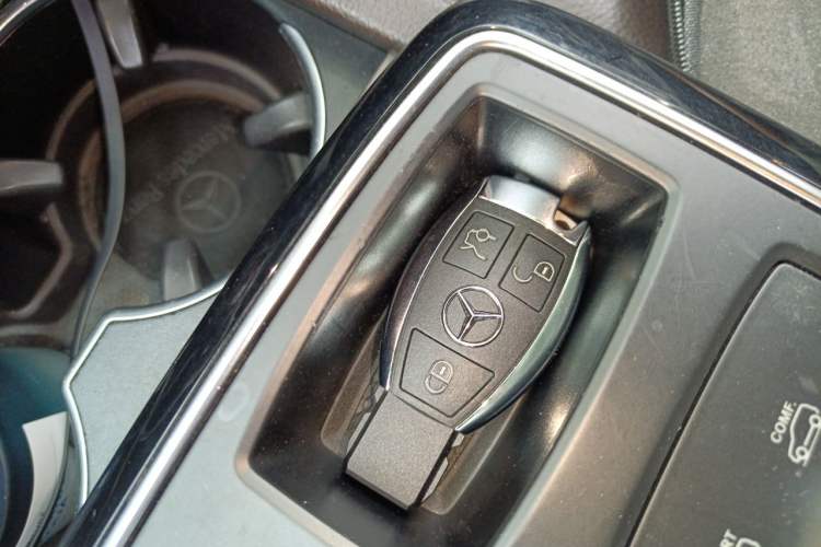 Used Mercedes-Benz GLE 2015 GLE 320 4MATIC Vehicle Key