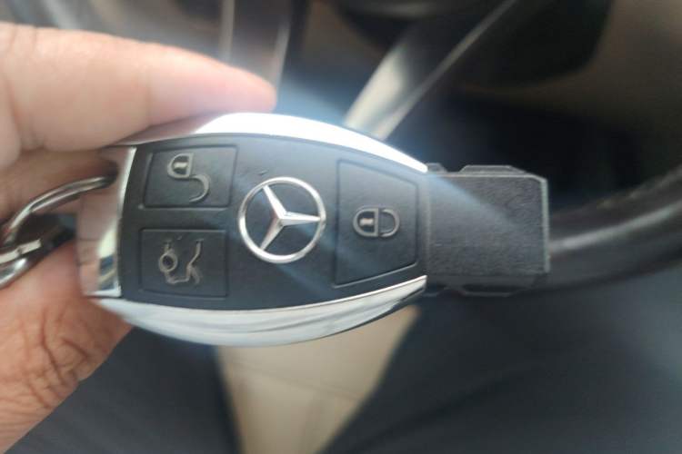 Used Mercedes-Benz GLE 2015 GLE 400 4MATIC Vehicle Key