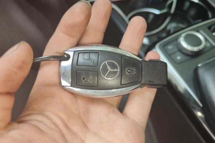 Used Mercedes-Benz GLE 2015 GLE 320 4MATIC Vehicle Key