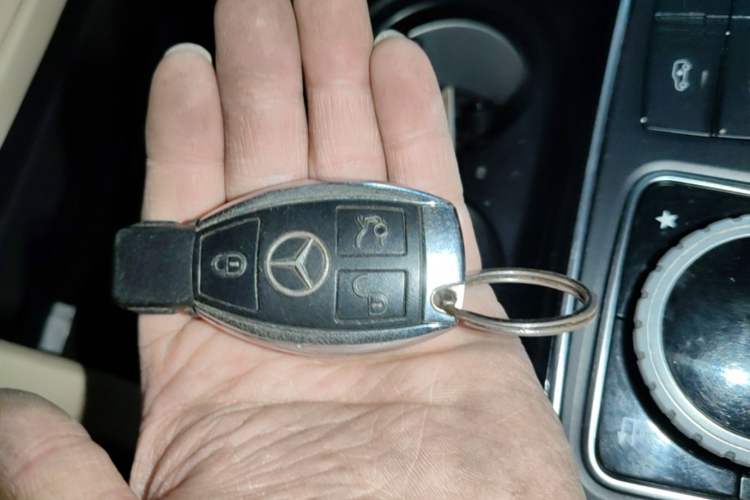 Used Mercedes-Benz GLE 2015 GLE 400 4MATIC Vehicle Key