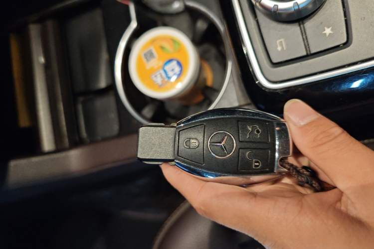 Used Mercedes-Benz GLE 2015 GLE 320 4MATIC Vehicle Key