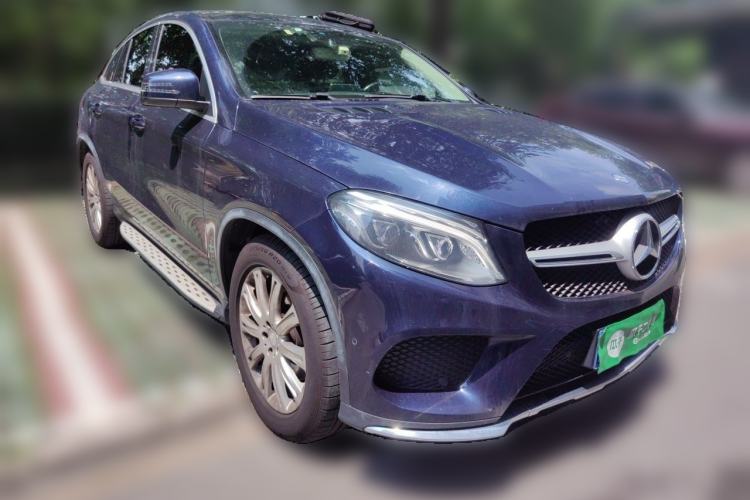 Used Mercedes-Benz GLE 2015 GLE 320 4MATIC Front Right 45 Deg