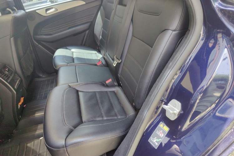 Used Mercedes-Benz GLE 2015 GLE 320 4MATIC Left Rear Seat
