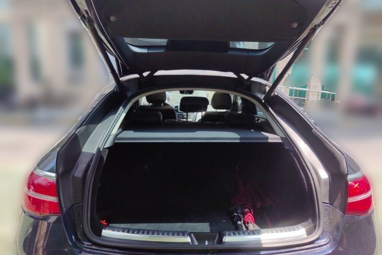 Used Mercedes-Benz GLE 2015 GLE 320 4MATIC Trunk