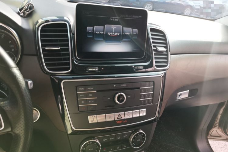 Used Mercedes-Benz GLE 2015 GLE 400 4MATIC Audio And AC Panel