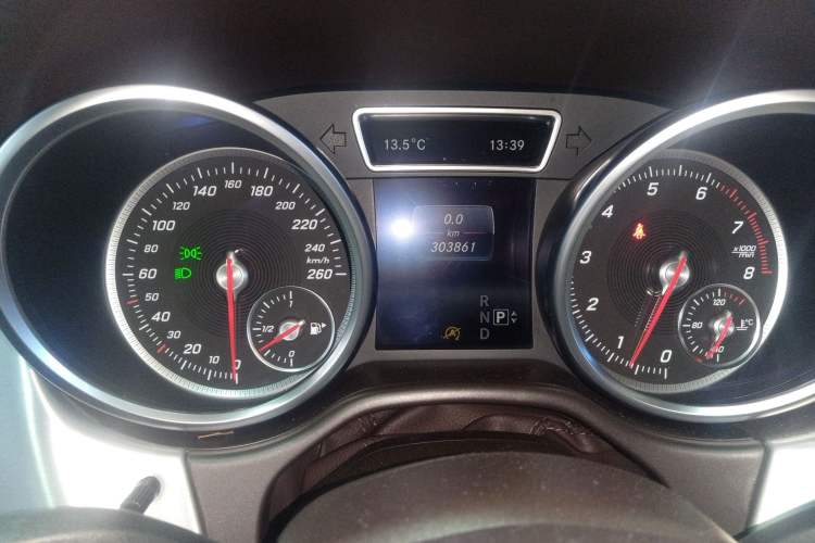 Used Mercedes-Benz GLE 2015 GLE 320 4MATIC Instrument Cluster