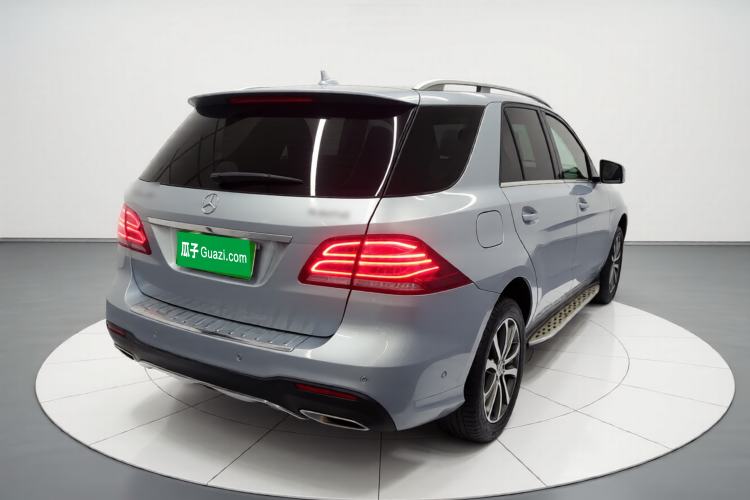 Used Mercedes-Benz GLE 2015 GLE 320 4MATIC Rear Right 45 Deg