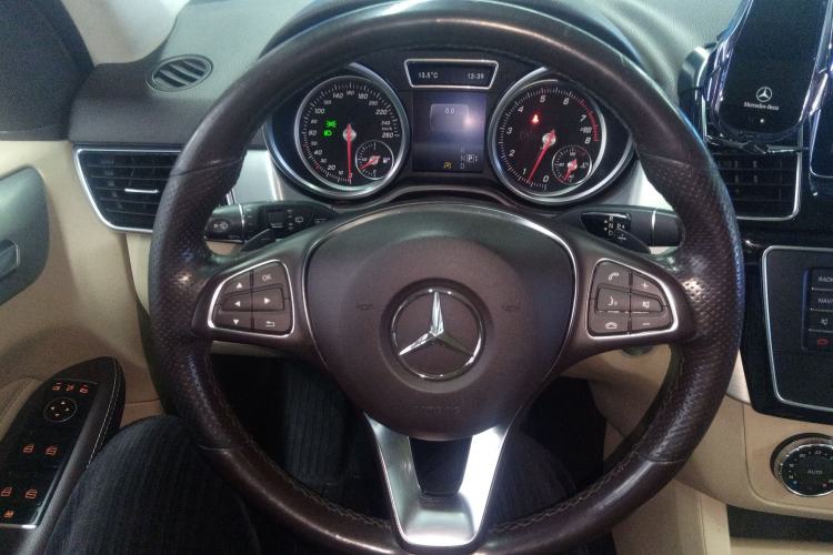 Used Mercedes-Benz GLE 2015 GLE 320 4MATIC Steering Wheel