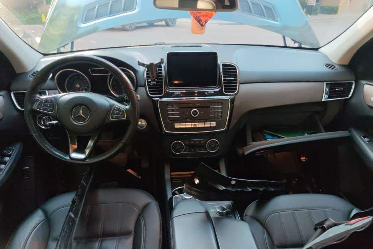 Used Mercedes-Benz GLE 2015 GLE 320 4MATIC Center Console