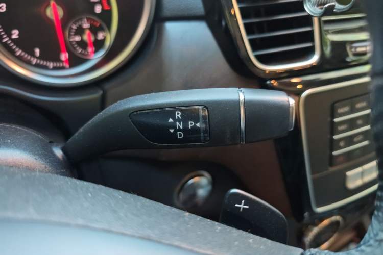 Used Mercedes-Benz GLE 2015 GLE 320 4MATIC Gear Lever