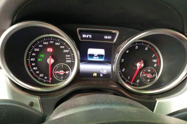 Used Mercedes-Benz GLE 2015 GLE 400 4MATIC Instrument Cluster
