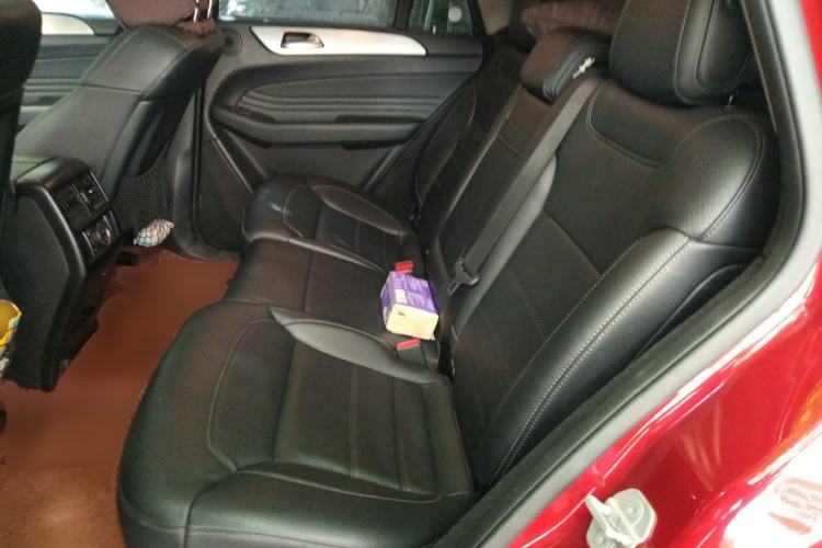 Used Mercedes-Benz GLE 2015 GLE 400 4MATIC Left Rear Seat