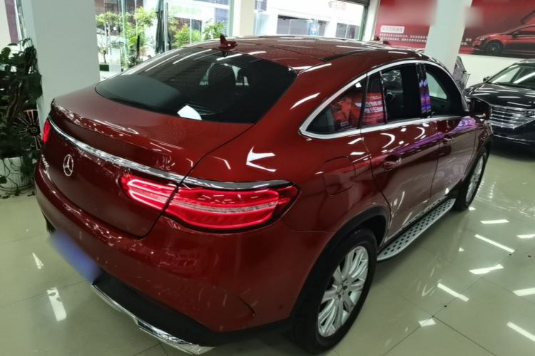 Used Mercedes-Benz GLE 2015 GLE 320 4MATIC Rear Right 45 Deg