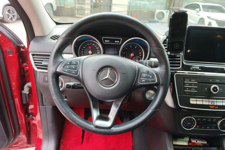 Used Mercedes-Benz GLE  Steering Wheel