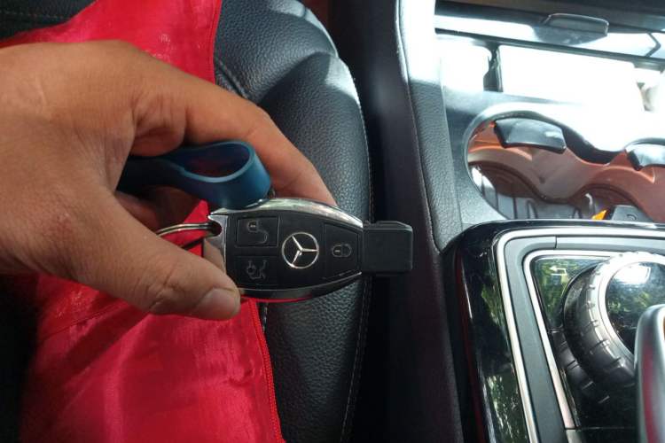 Used Mercedes-Benz GLE 2015 GLE 400 4MATIC Vehicle Key