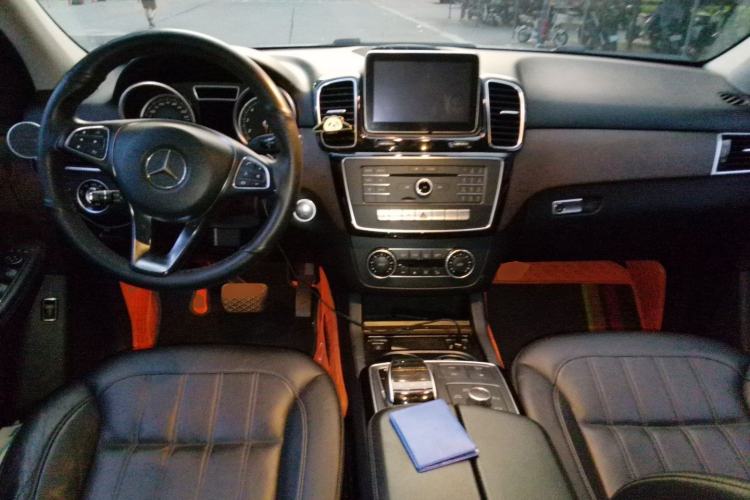 Used Mercedes-Benz GLE 2015 GLE 400 4MATIC Center Console