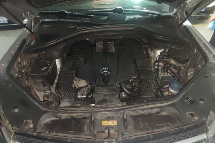 Used Mercedes-Benz GLE 2015 GLE 400 4MATIC Engine Bay