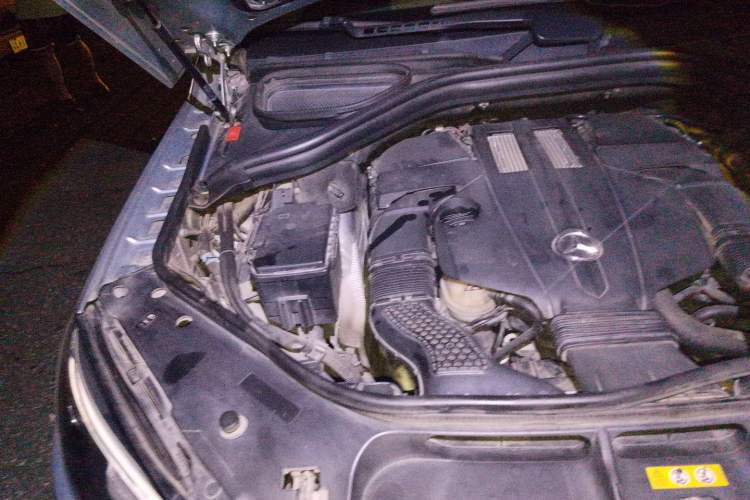 Used Mercedes-Benz GLE 2015 GLE 400 4MATIC Engine Bay Right