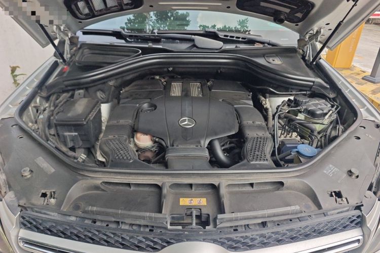 Used Mercedes-Benz GLE 2015 GLE 320 4MATIC Engine Bay