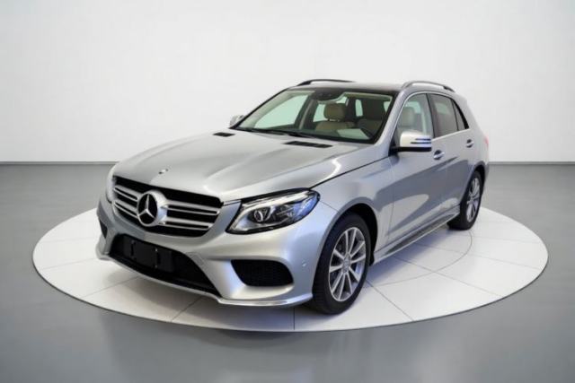 Ojetý Mercedes-Benz GLE 2015 GLE 320 4MATIC