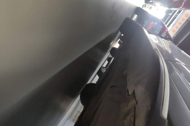 Used Mercedes-Benz GLE 2015 GLE 320 4MATIC Left Side Sill