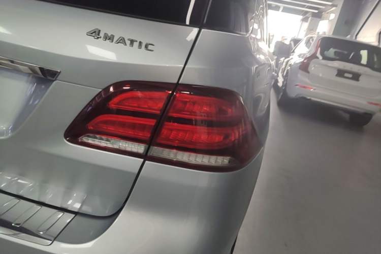 Used Mercedes-Benz GLE 2015 GLE 320 4MATIC Right Rear Taillight