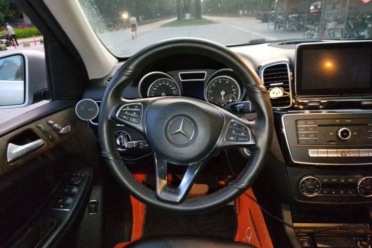 Used Mercedes-Benz GLE 2015 GLE 400 4MATIC Steering Wheel