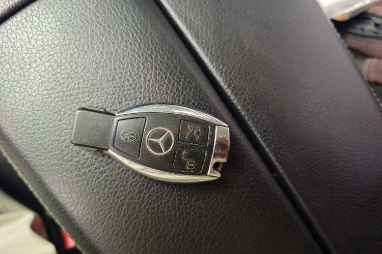 Used Mercedes-Benz GLE 2015 GLE 320 4MATIC Vehicle Key