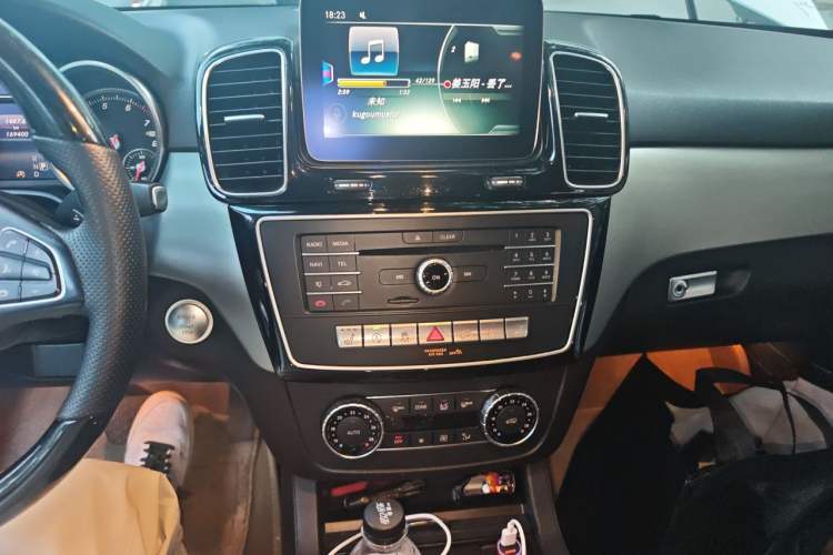 Used Mercedes-Benz GLE 2015 GLE 320 4MATIC Audio And AC Panel