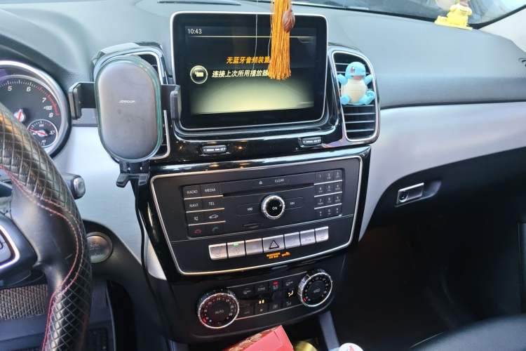 Used Mercedes-Benz GLE 2015 GLE 320 4MATIC Audio And AC Panel