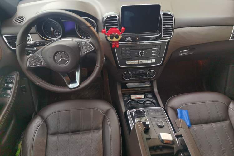 Used Mercedes-Benz GLE 2015 GLE 400 4MATIC Center Console
