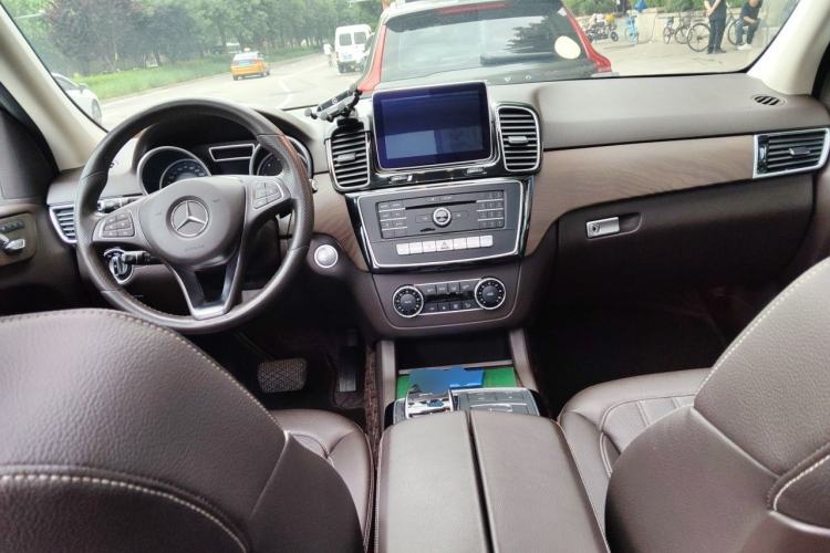 Used Mercedes-Benz GLE 2015 GLE 400 4MATIC Center Console