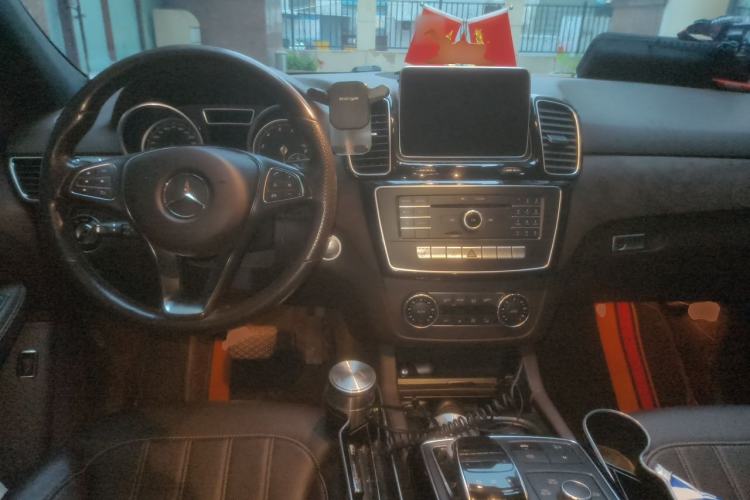 Used Mercedes-Benz GLE 2015 GLE 400 4MATIC Center Console