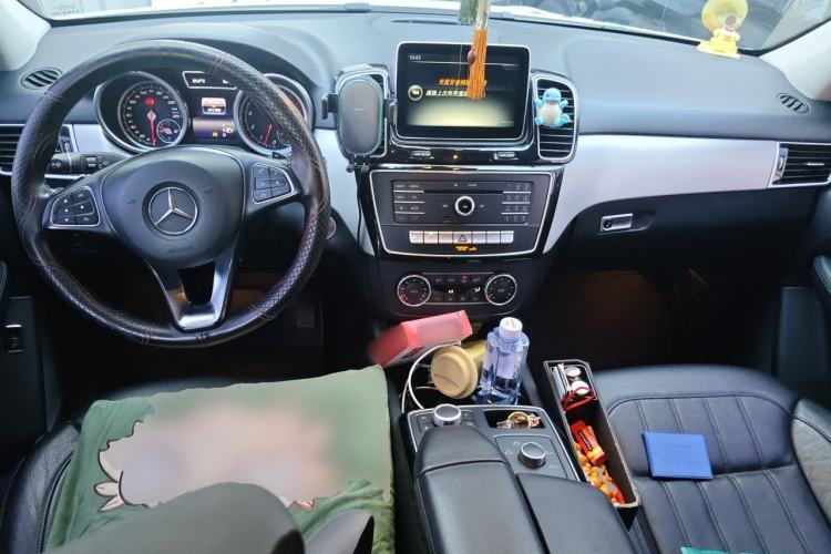 Used Mercedes-Benz GLE 2015 GLE 320 4MATIC Center Console