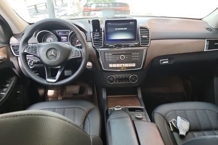 Used Mercedes-Benz GLE 2015 GLE 320 4MATIC Center Console