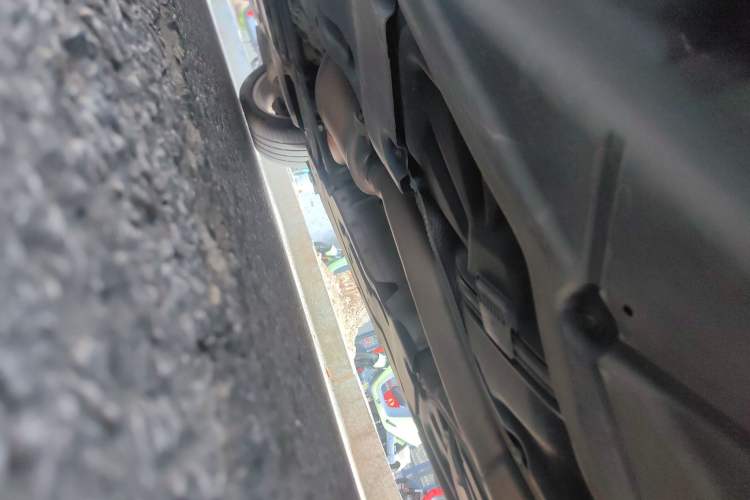 Used Mercedes-Benz GLE 2015 GLE 400 4MATIC Chassis Rear Left